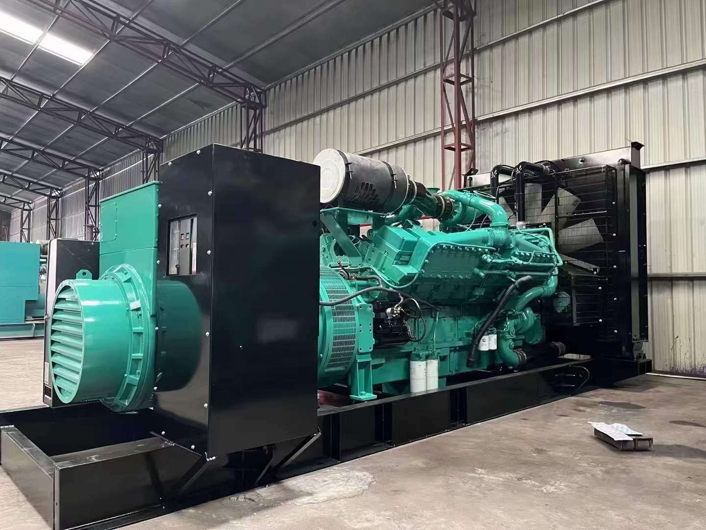 花都如何降低 800kW 柴油发电机输出电流的波动？