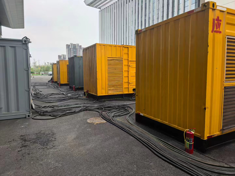 花都柴油发电机组冬季保养有哪些注意事项?